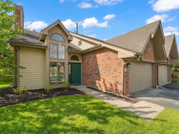 1538 Lake Street , Hobart, IN 46342