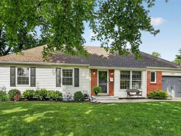 9640 Hayes Street, Overland Park, KS 66212