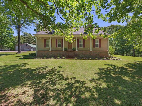 260 MOORE RD, Selmer, TN 38375