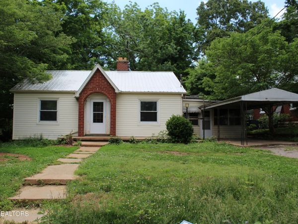 903 W Morris St, Sweetwater, TN 37874