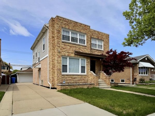 4908 N Nagle Avenue, Chicago, IL 60630