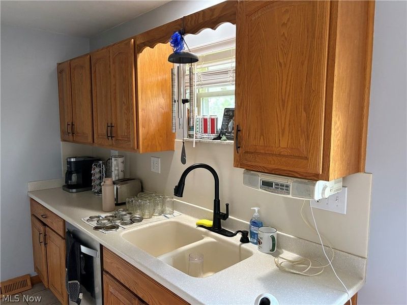 112 W College Street, Cadiz, OH 43907 Photo 11