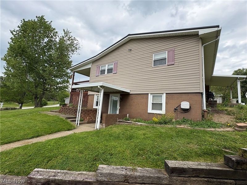 112 W College Street, Cadiz, OH 43907 Photo 3