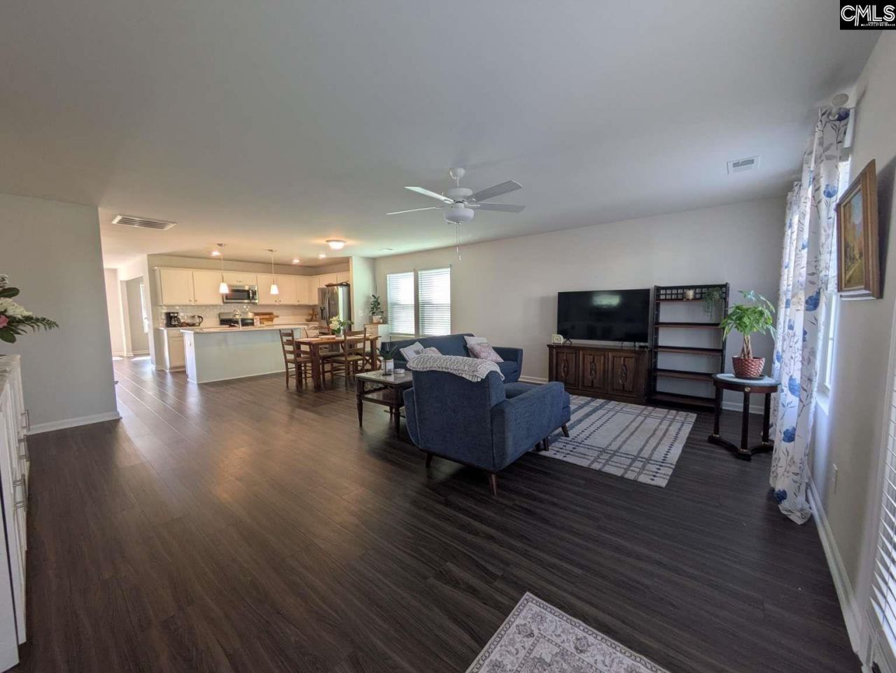 532 Silverbow Drive  Photo 9