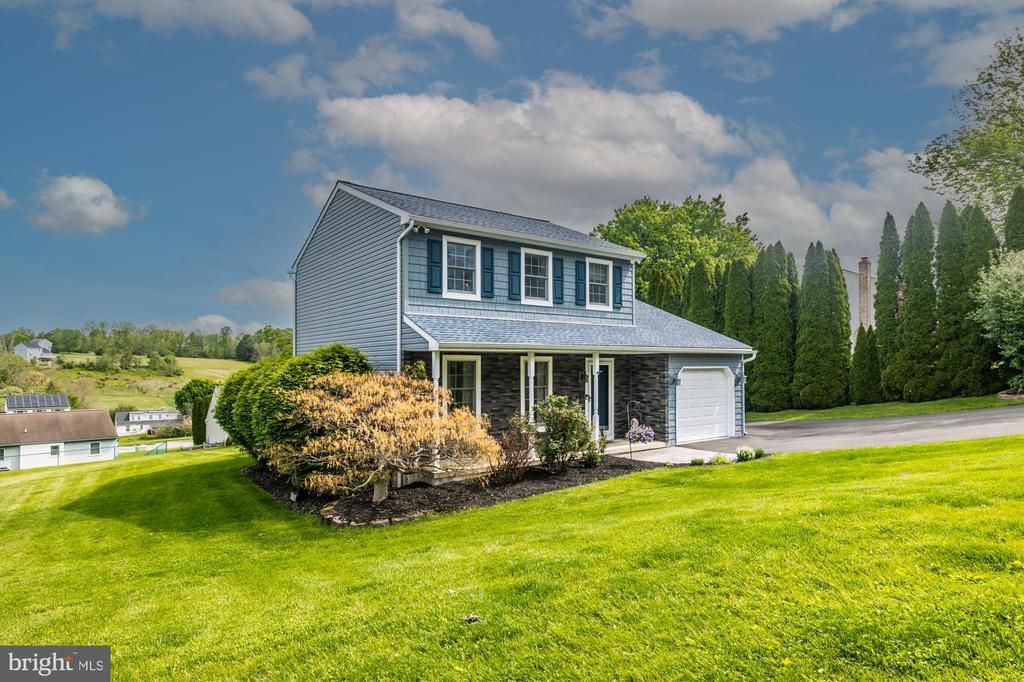 114 Arianna Lane, Coatesville, PA 19320 Main Photo