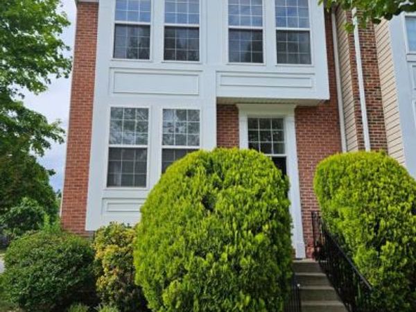 12800 CENTER PARK WAY , UPPER MARLBORO, MD 20772