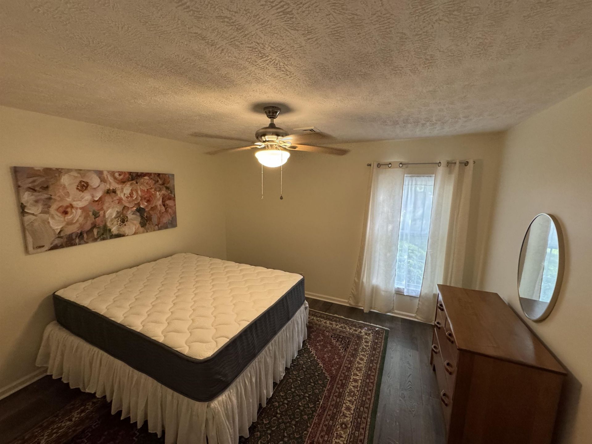 301 Stratford Pl. Photo 16