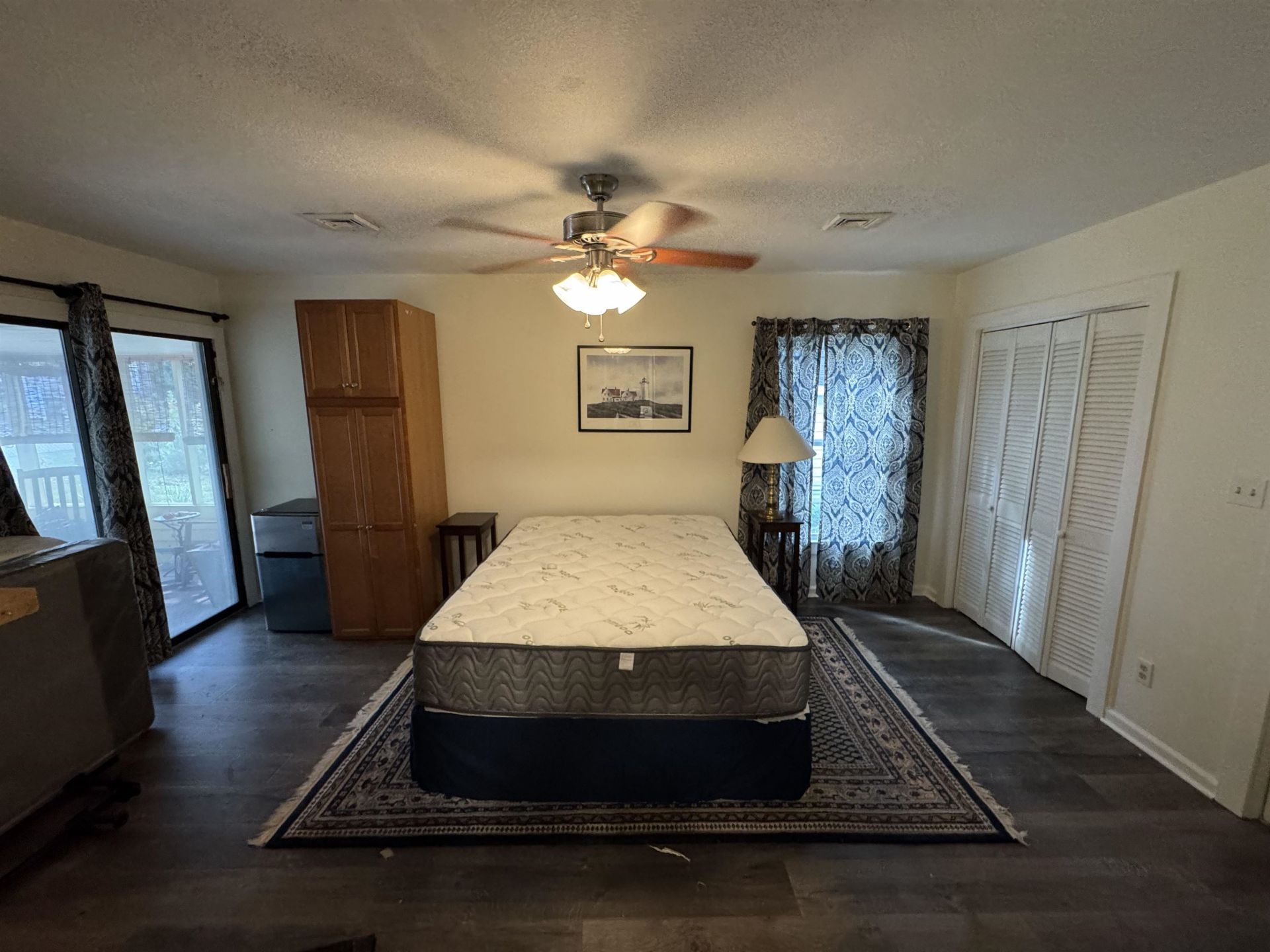 301 Stratford Pl. Photo 25