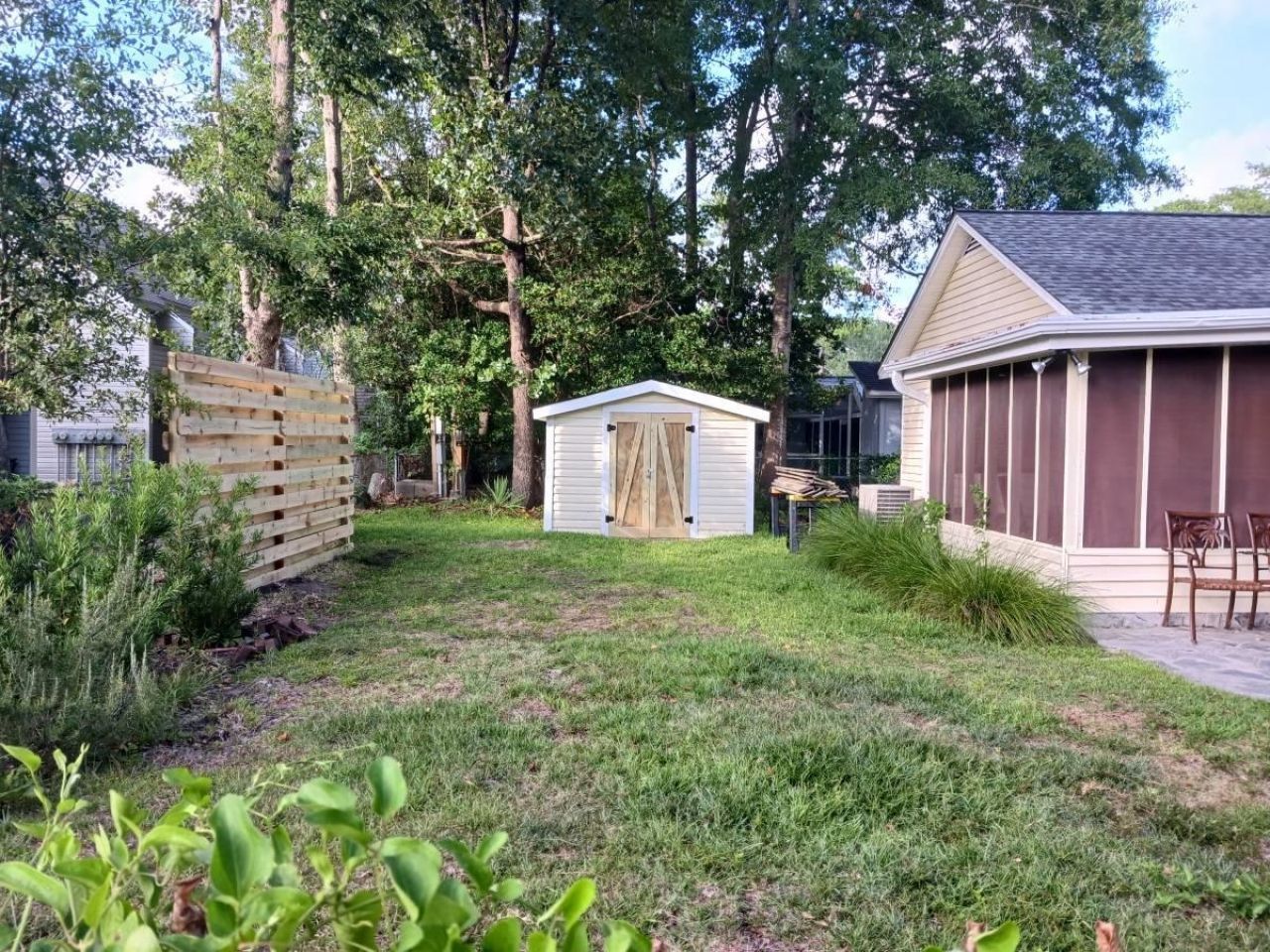 301 Stratford Pl. Photo 35