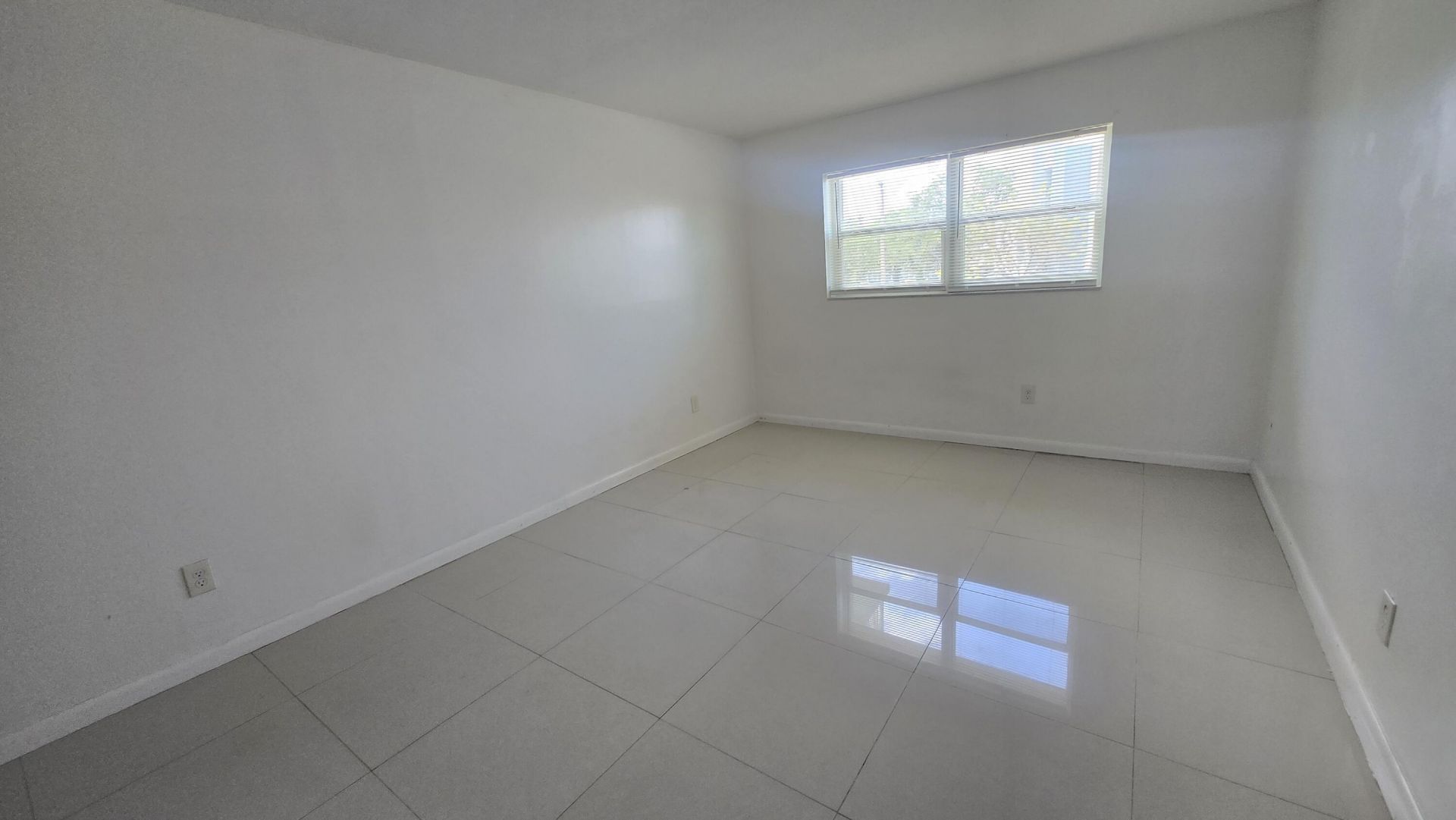 15221 NE 6th Avenue, Unit A210, Miami, FL 33162 Photo