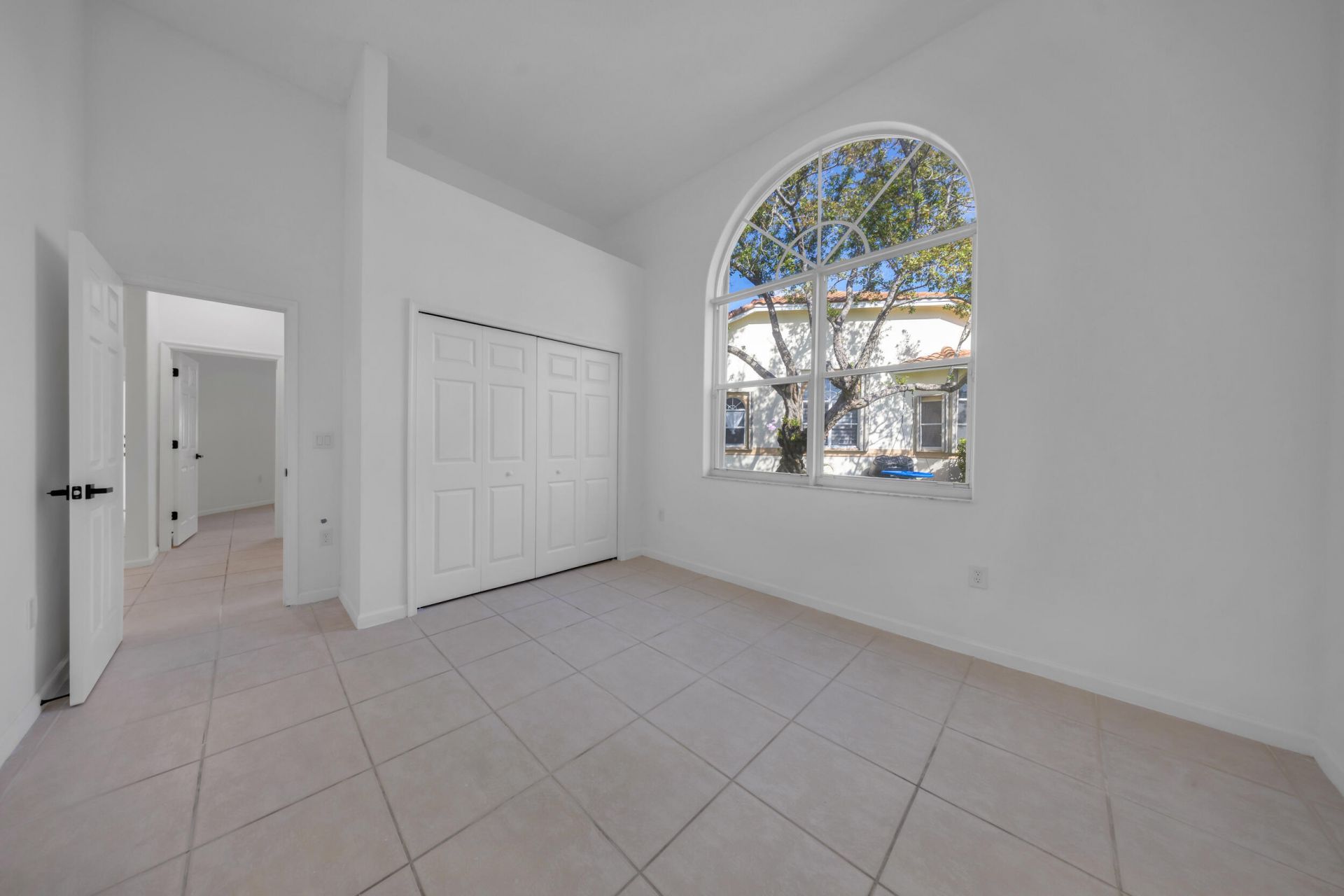608 W Palm Aire Drive, Unit 608, Pompano Beach, FL 33069 Photo