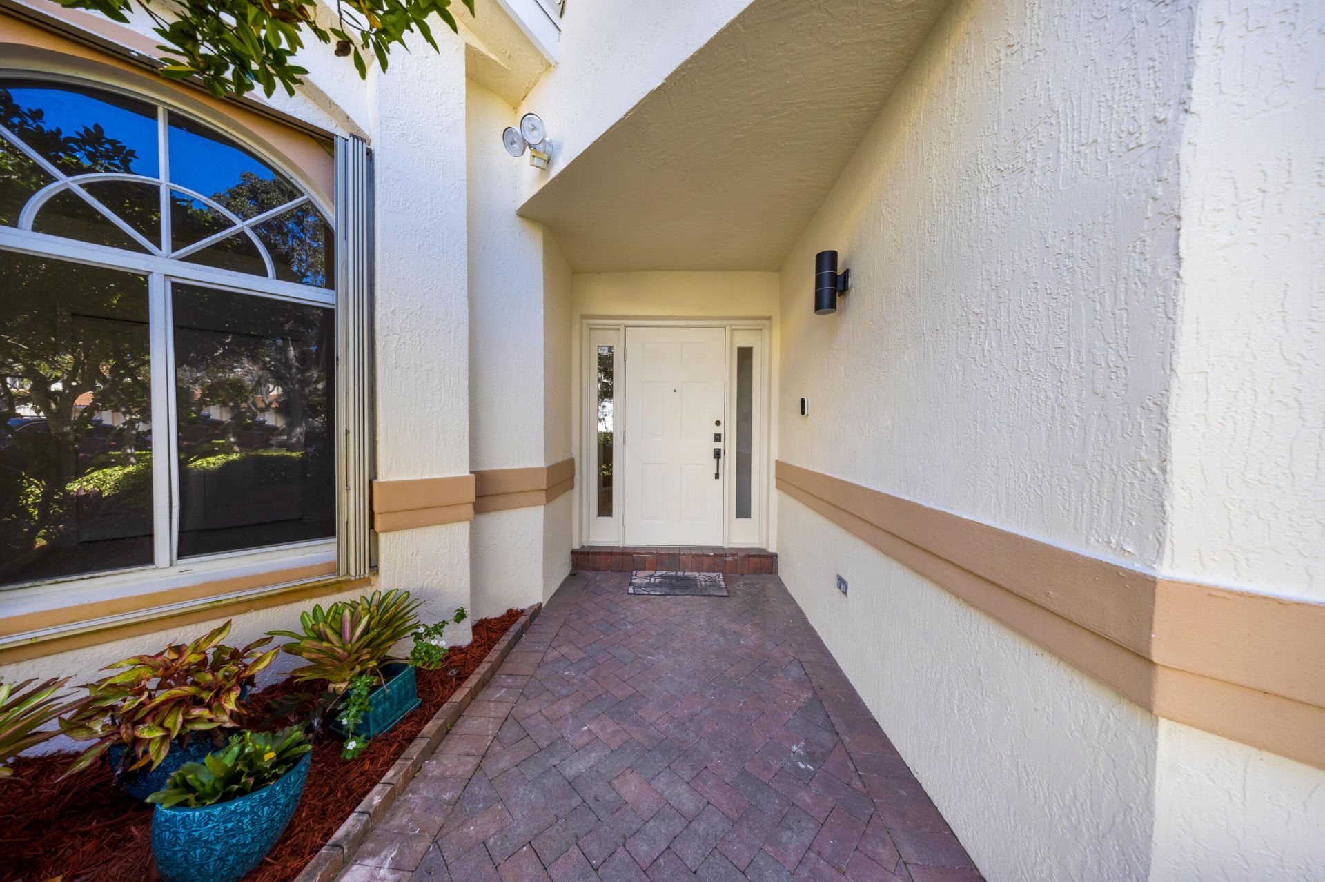 608 W Palm Aire Drive, Unit 608, Pompano Beach, FL 33069 Photo