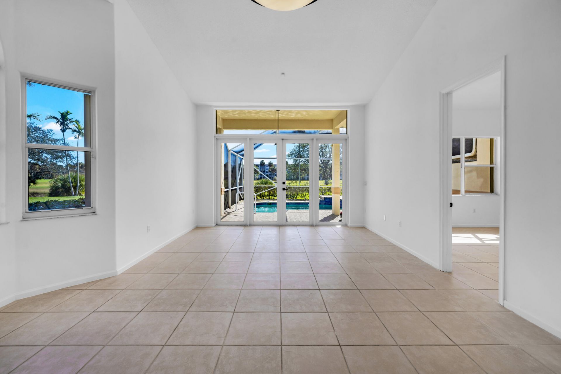 608 W Palm Aire Drive, Unit 608, Pompano Beach, FL 33069 Photo