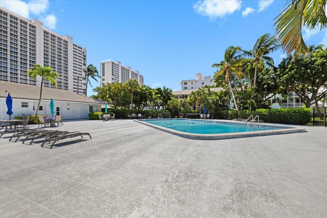 2700 Banyan Road, Unit C 3, Boca Raton, FL 33432 Photo