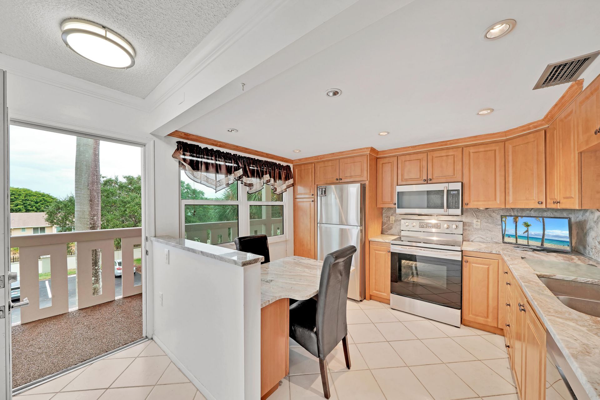 2004 Granada Drive, Unit J3, Coconut Creek, FL 33066 Photo