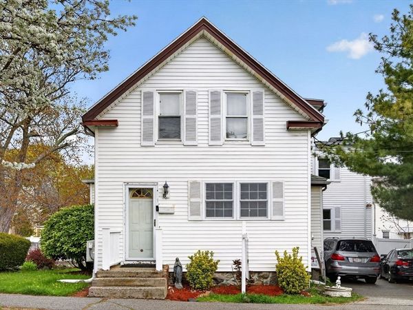 8 Essex St, Swampscott, MA 01907