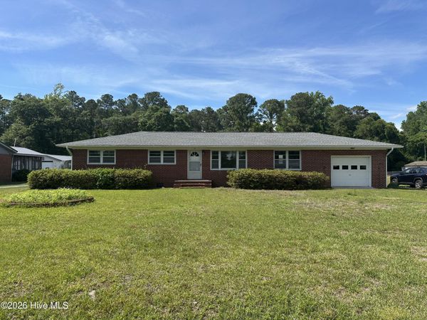 1417 Fork Drive, Castle Hayne, NC 28429