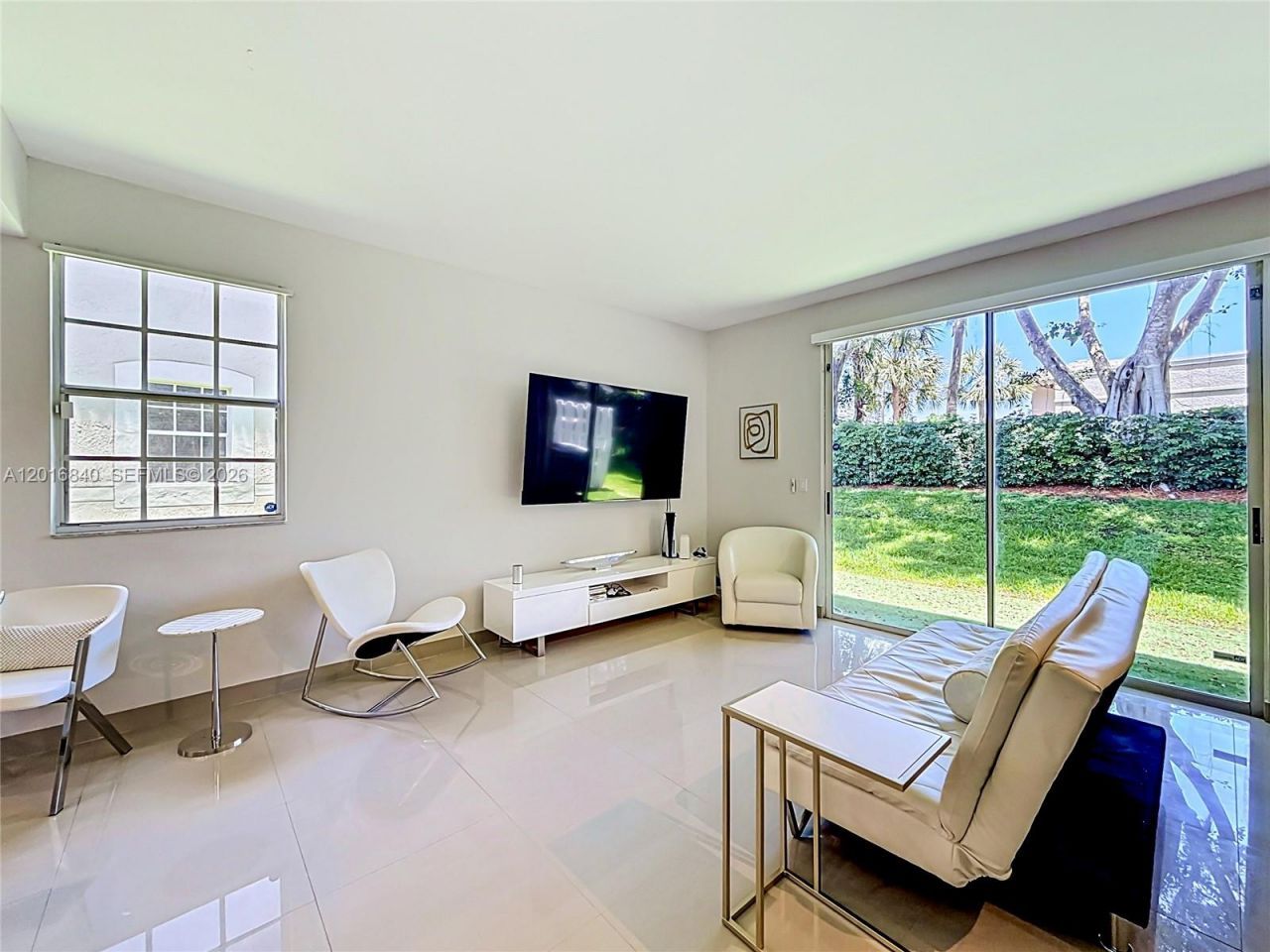 952 Sevilla Cir , Weston, FL 33326 Photo