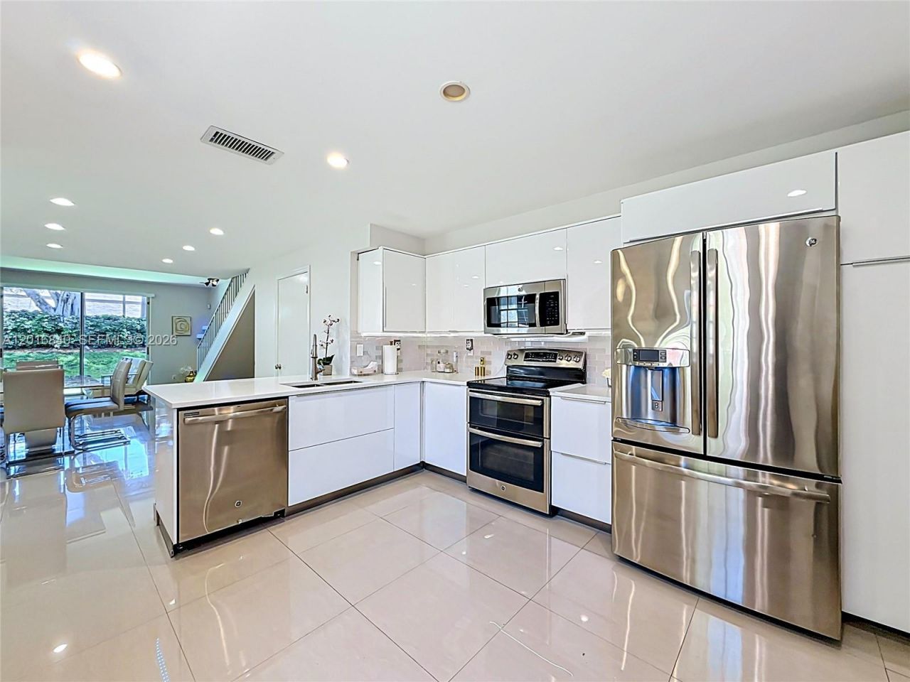 952 Sevilla Cir , Weston, FL 33326 Photo