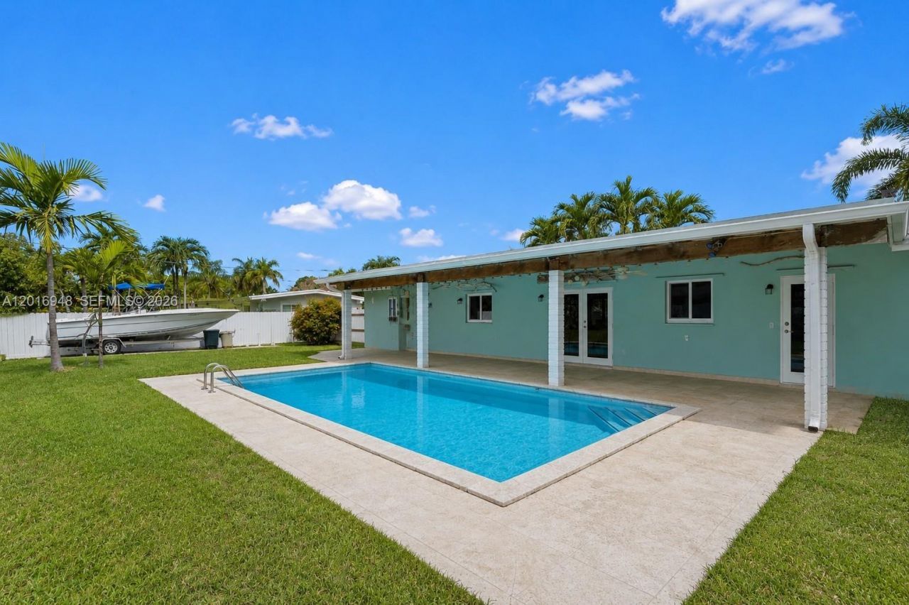 9340 SW 178th Street , Palmetto Bay, FL 33157 Photo