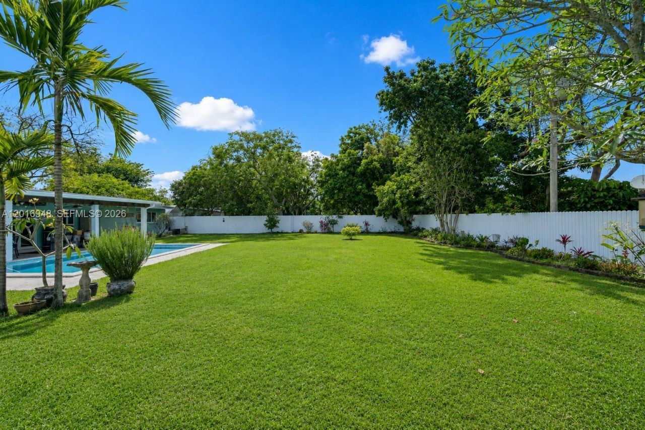 9340 SW 178th Street , Palmetto Bay, FL 33157 Photo