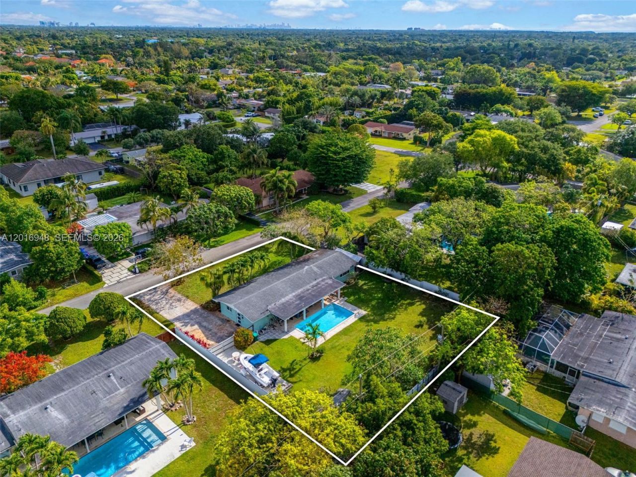 9340 SW 178th Street , Palmetto Bay, FL 33157 Photo