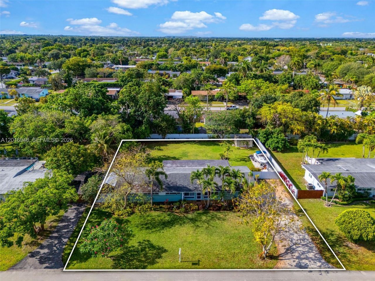 9340 SW 178th Street , Palmetto Bay, FL 33157 Photo