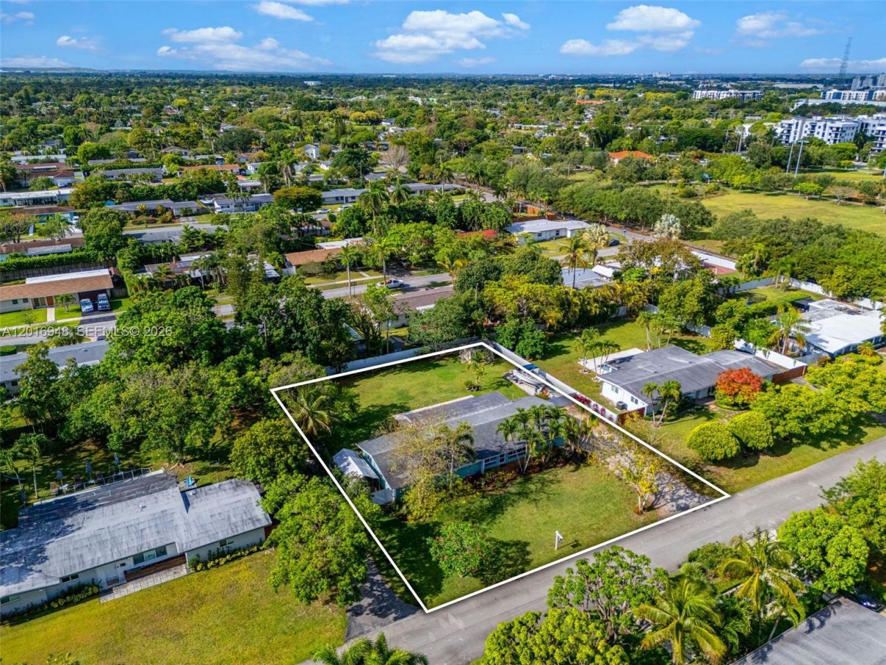 9340 SW 178th Street , Palmetto Bay, FL 33157 Photo