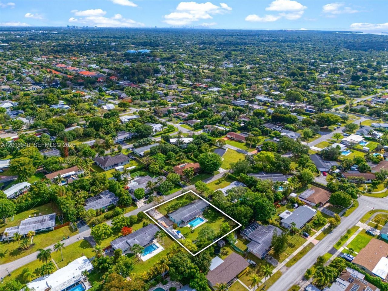 9340 SW 178th Street , Palmetto Bay, FL 33157 Photo