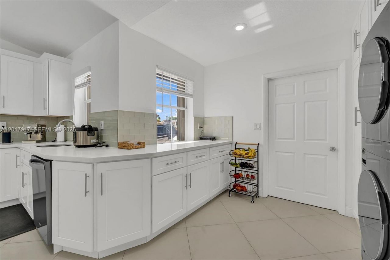14813 SW 171st Ter , Unit 14813, Miami, FL 33187 Photo