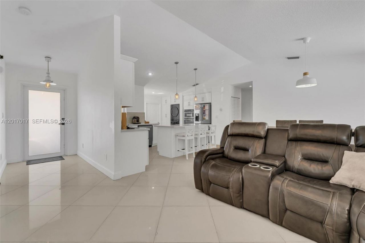 14813 SW 171st Ter , Unit 14813, Miami, FL 33187 Photo