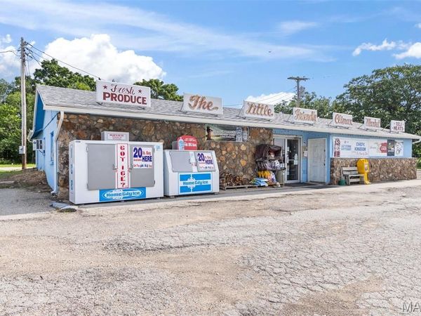 14343 St Hwy 7 N, Unincorporated, MO 65234