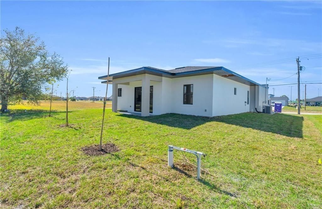 1021 Chiquita Boulevard N, Cape Coral, FL 33993 Photo