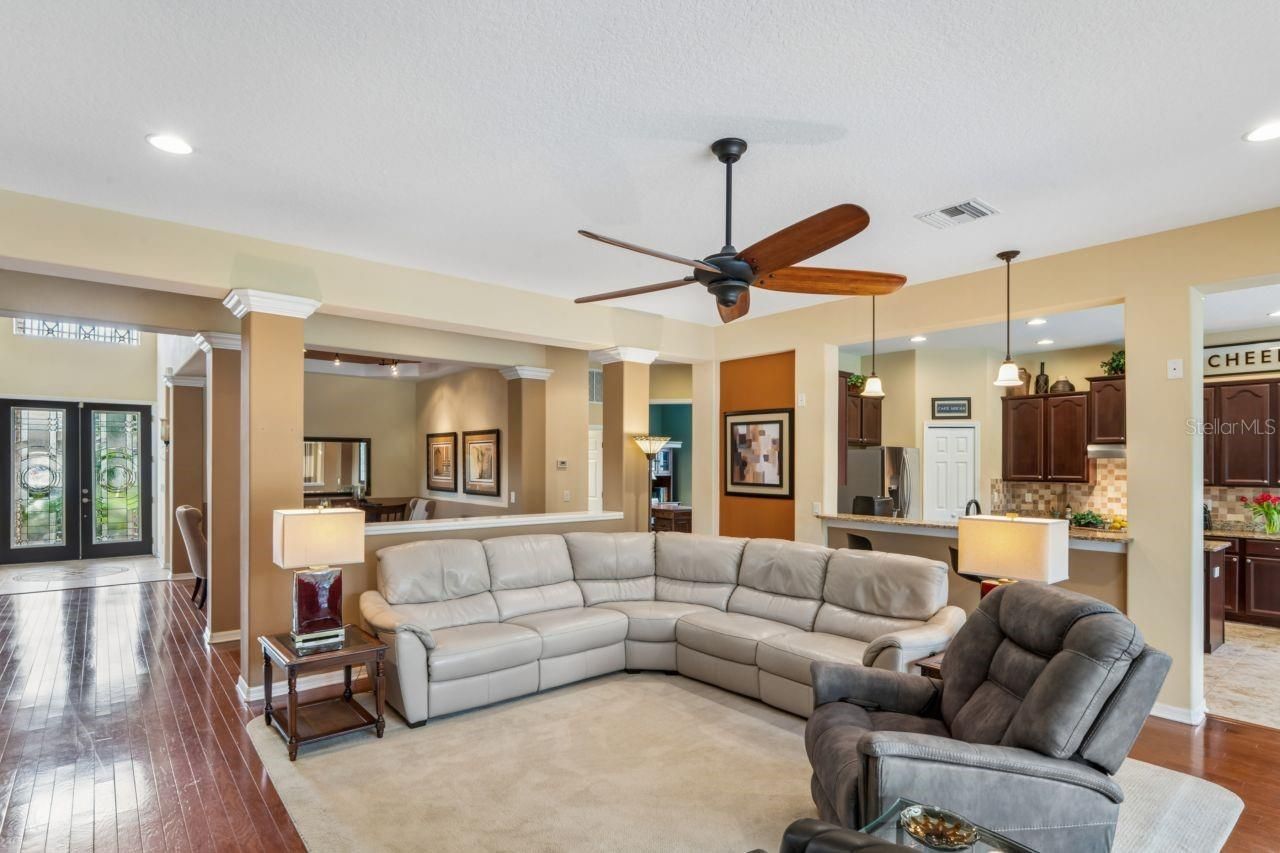8719 Creedmoor Lane , New Port Richey, FL 34654 Photo