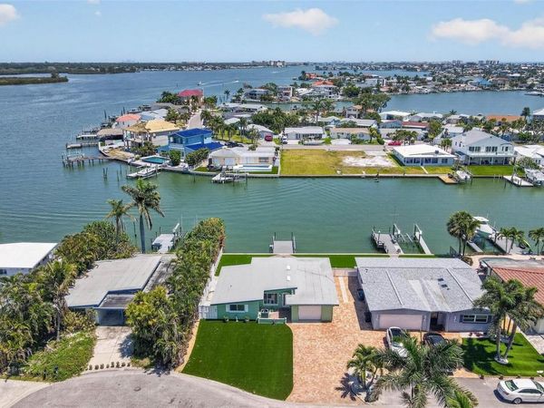 245 176TH TERRACE E, REDINGTON SHORES, FL 33708