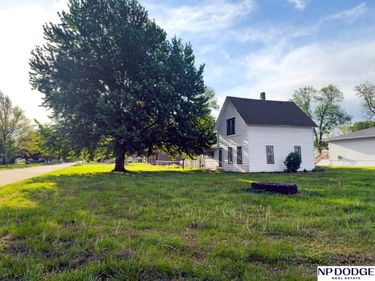 641 W 10th Street, North Bend, NE 68649