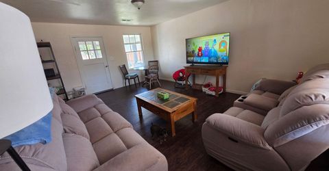 15 W Front Street, Fallon, NV 89406 Photo