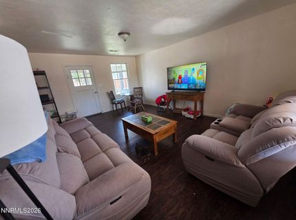 15 W Front Street, Fallon, NV 89406 Photo