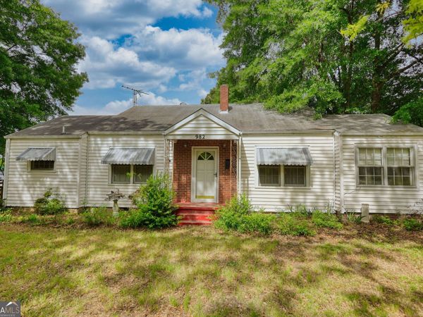 982 Highland Circle SE, Conyers, GA 30012