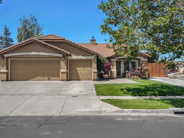 716 Joshua St, Oakley, CA 94561