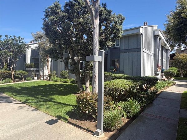 16982 Pacific Coast, Huntington Beach, CA 92649