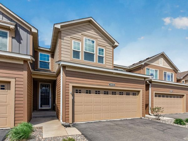 3201 Countryside Court, Unit B, Woodbury, MN 55129