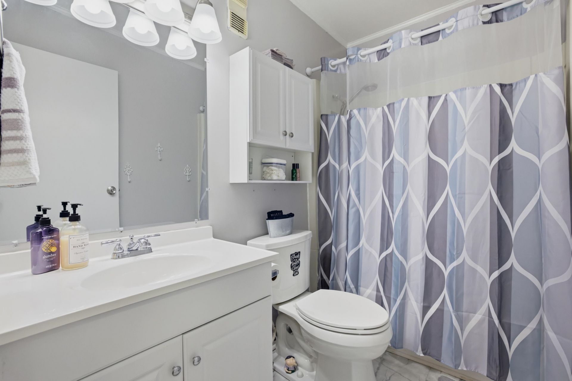9501 Shore Dr. Photo 15