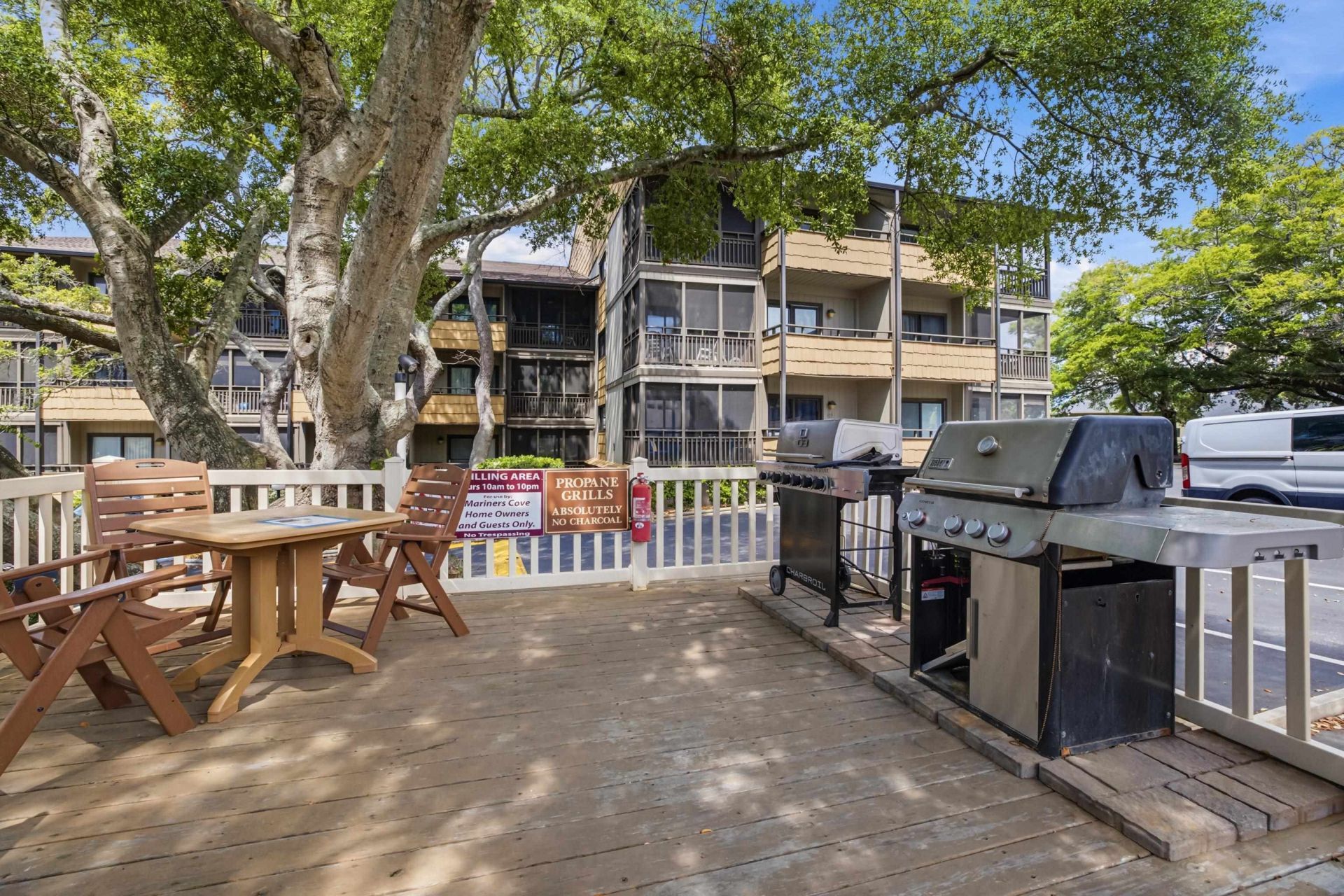 9501 Shore Dr. Photo 19