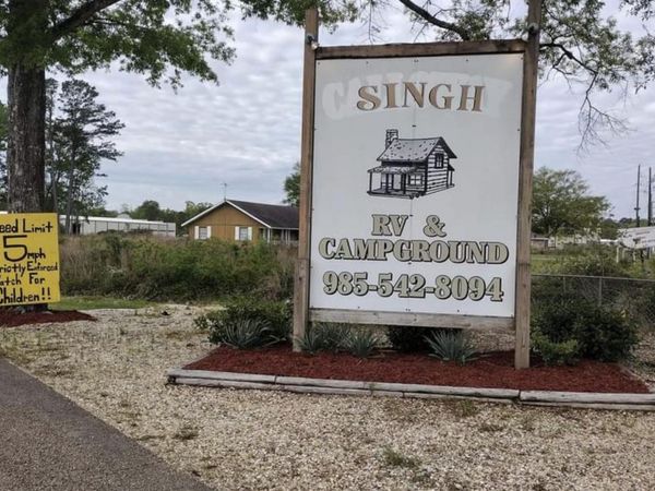 14154 W Club Deluxe Rd, Hammond, LA 70403
