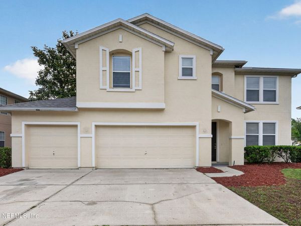2425 ADAMS LAKE Boulevard, Jacksonville, FL 32221
