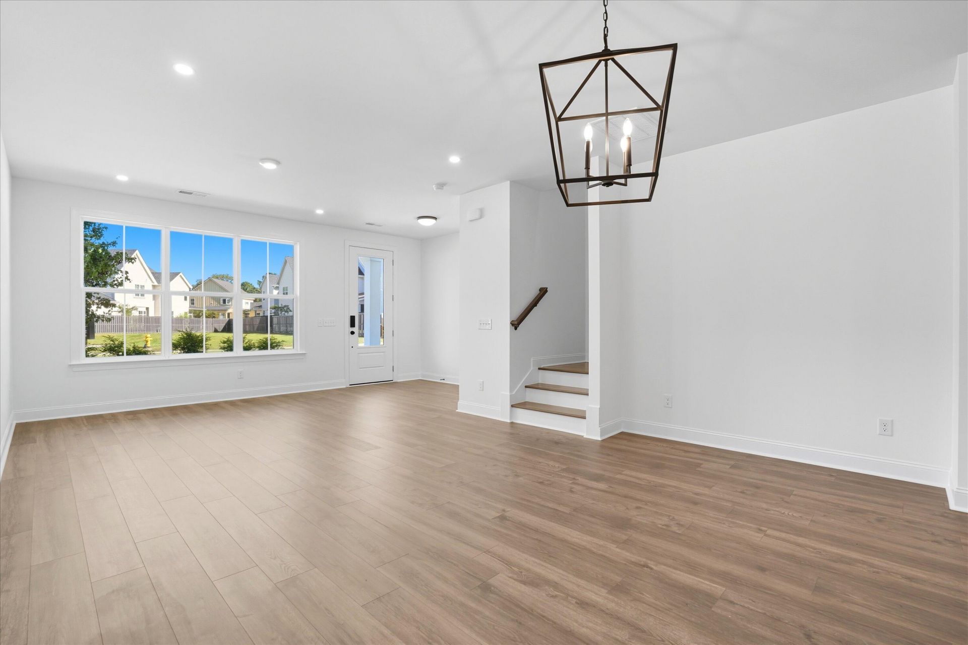 532/536 Hayes Pk Boulevard Photo 11