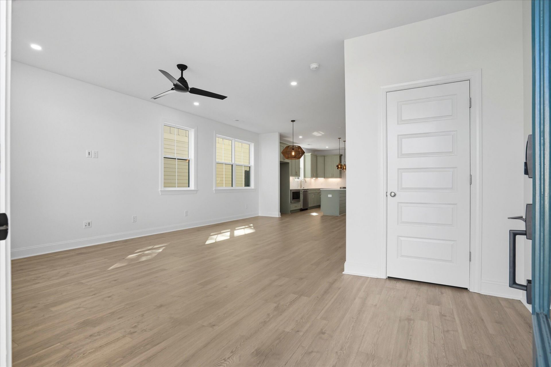 532/536 Hayes Pk Boulevard Photo 20