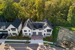 532/536 Hayes Pk Boulevard photo 4