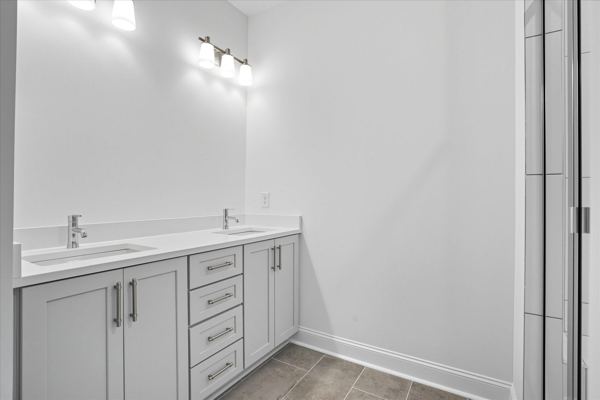 532/536 Hayes Pk Boulevard Photo 48